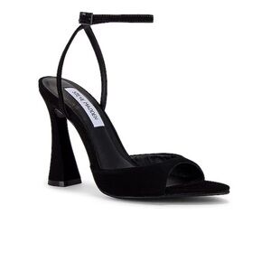 Steve Madden Elegant Black Heels